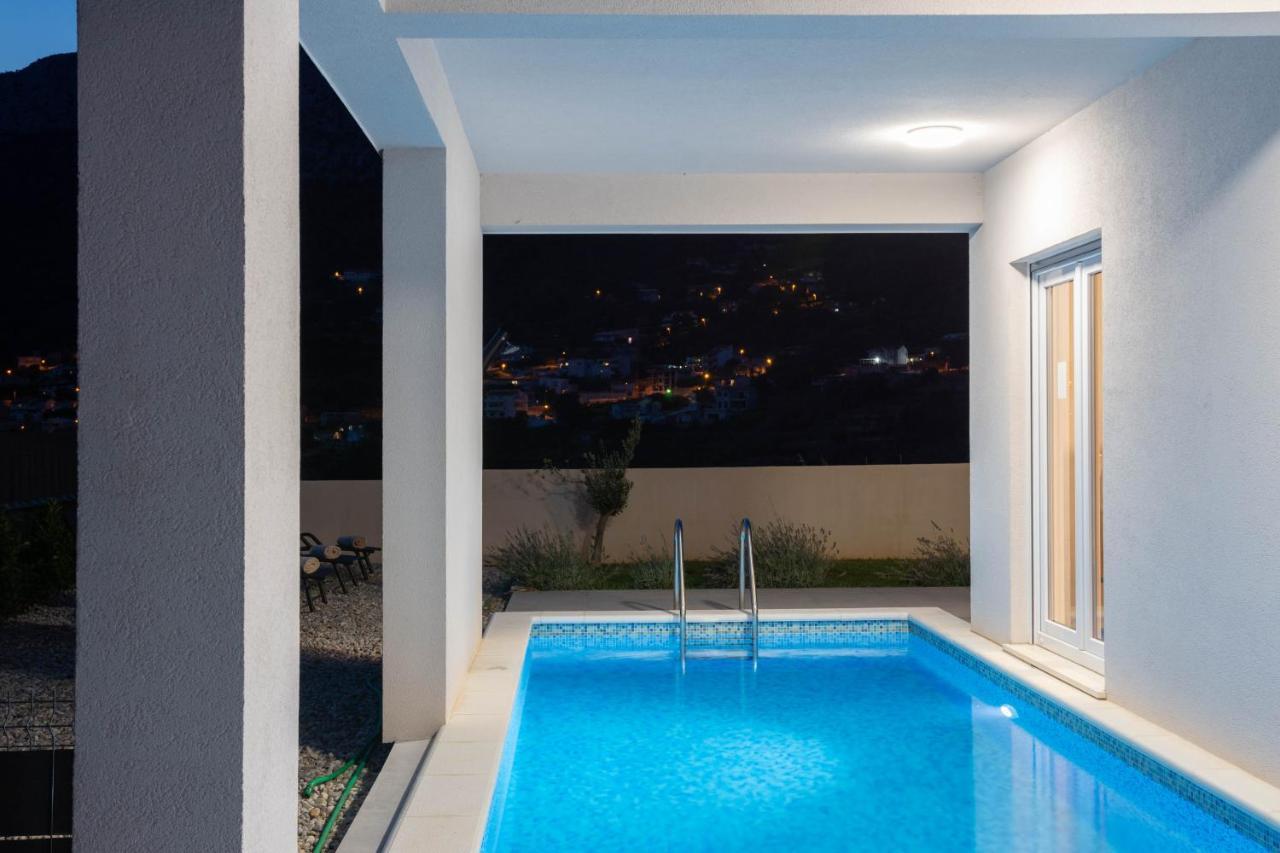 Villa Dorso With Heated Pool Klis Eksteriør bilde